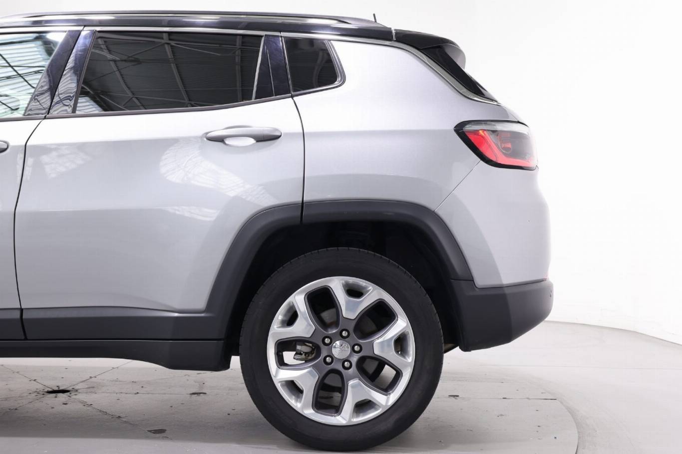 JEEP Compass 42