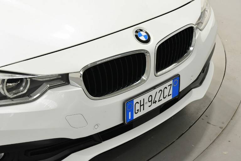 BMW 320 43