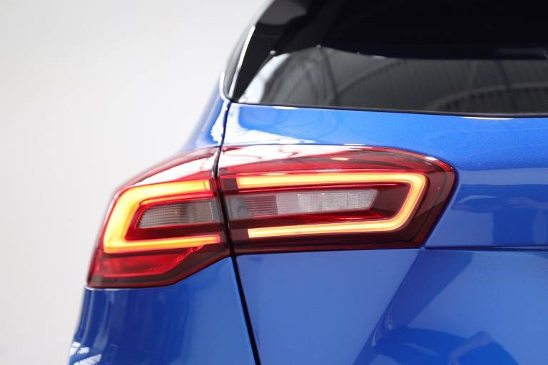 FORD Focus 38