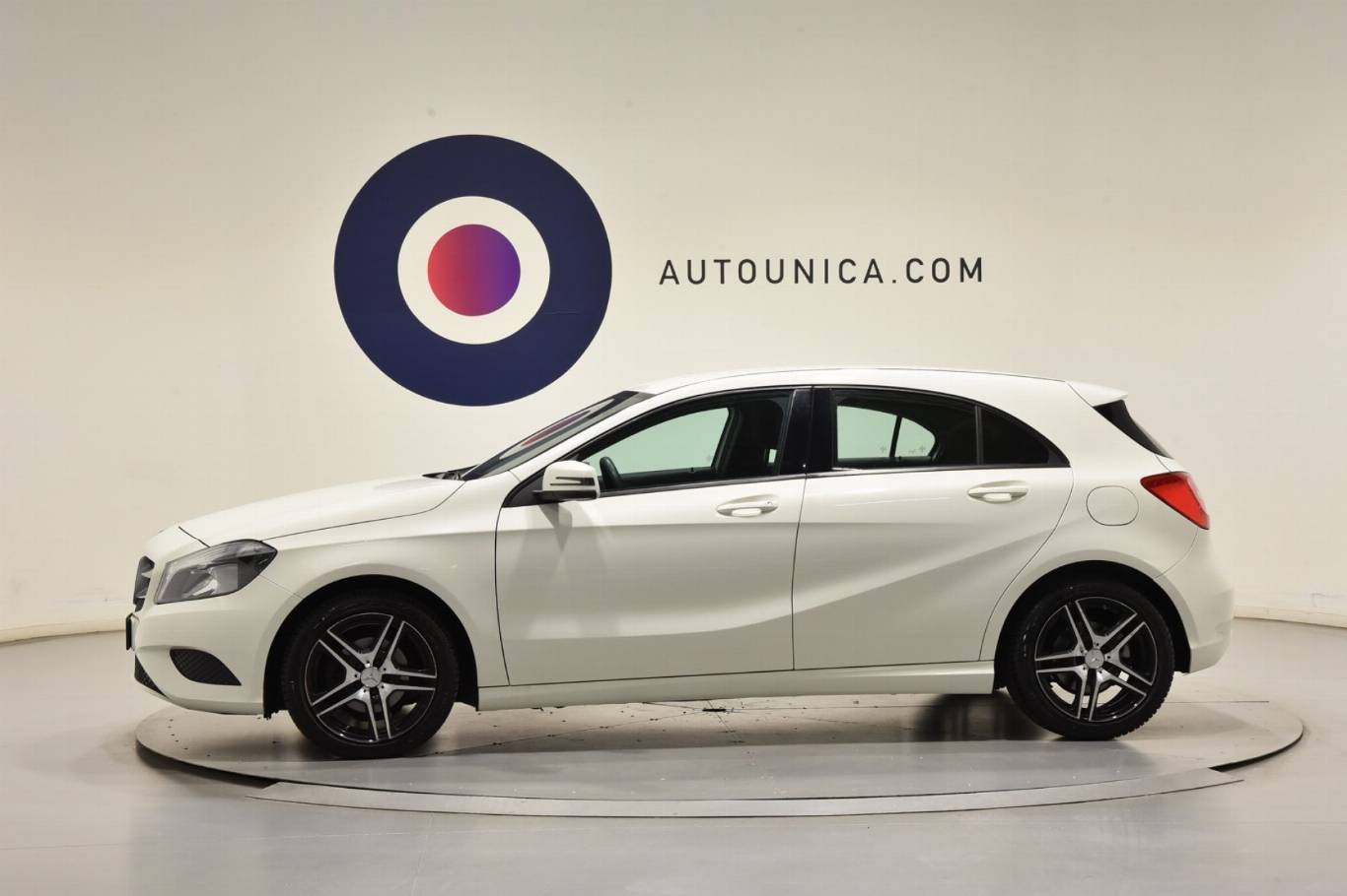 MERCEDES-BENZ A 180 6