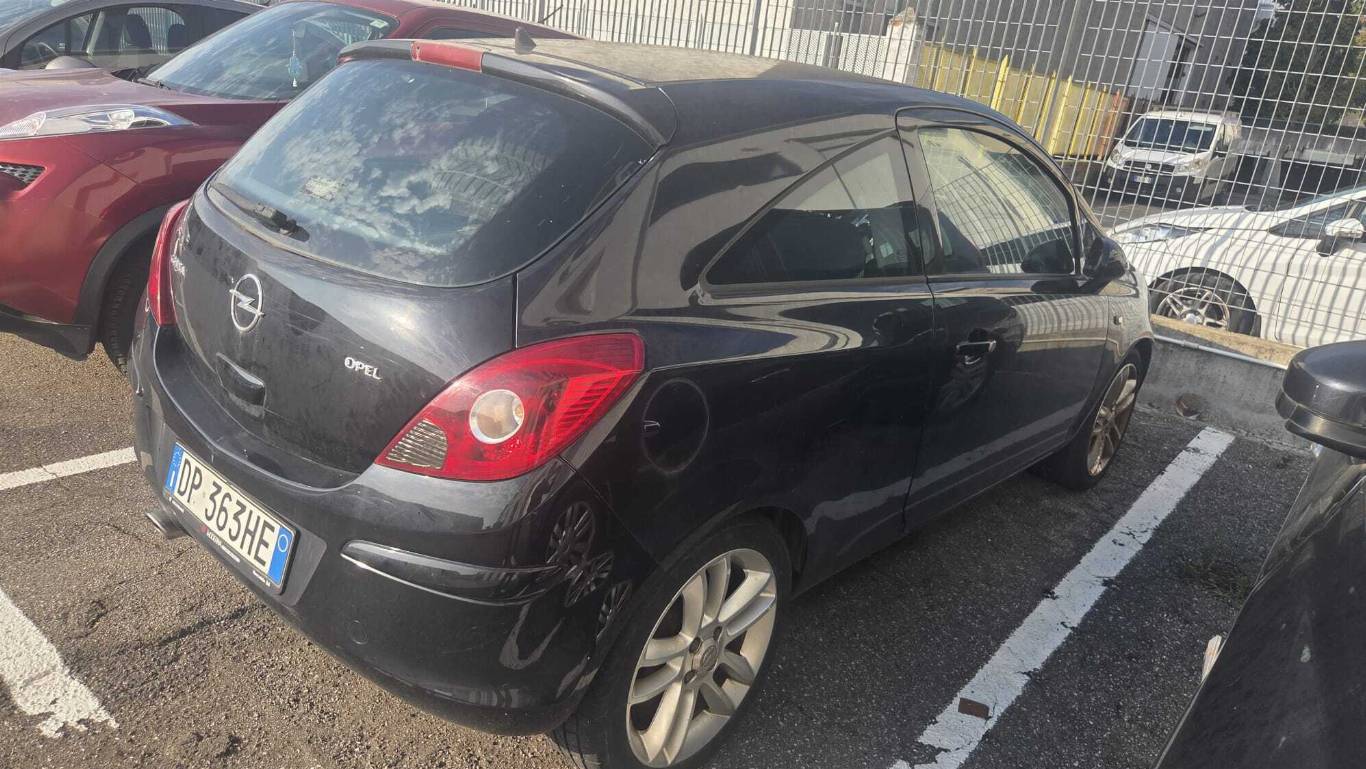 OPEL Corsa 4