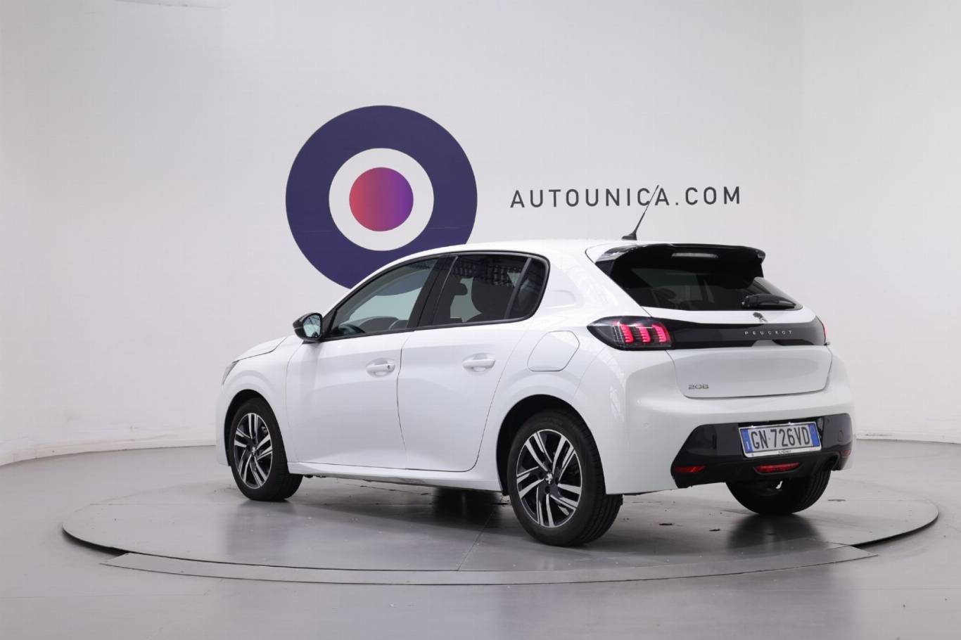 PEUGEOT 208 16