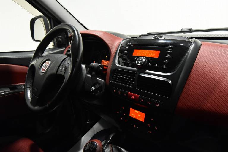 FIAT Doblo 36