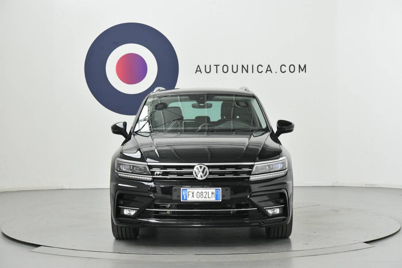 VOLKSWAGEN Tiguan 5