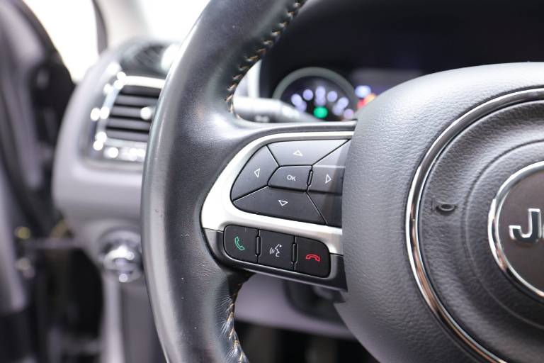 JEEP Compass 21