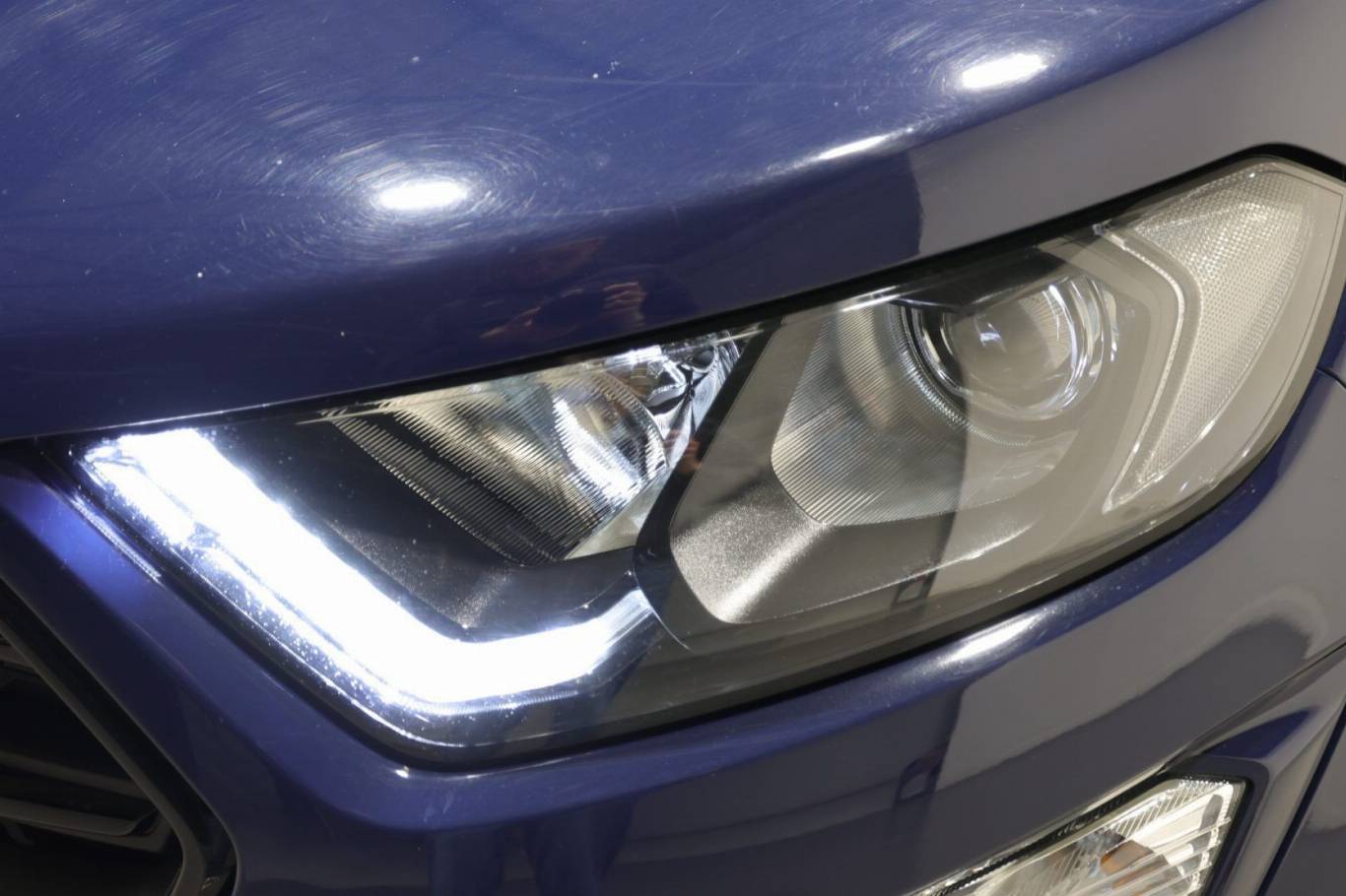 FORD EcoSport 27