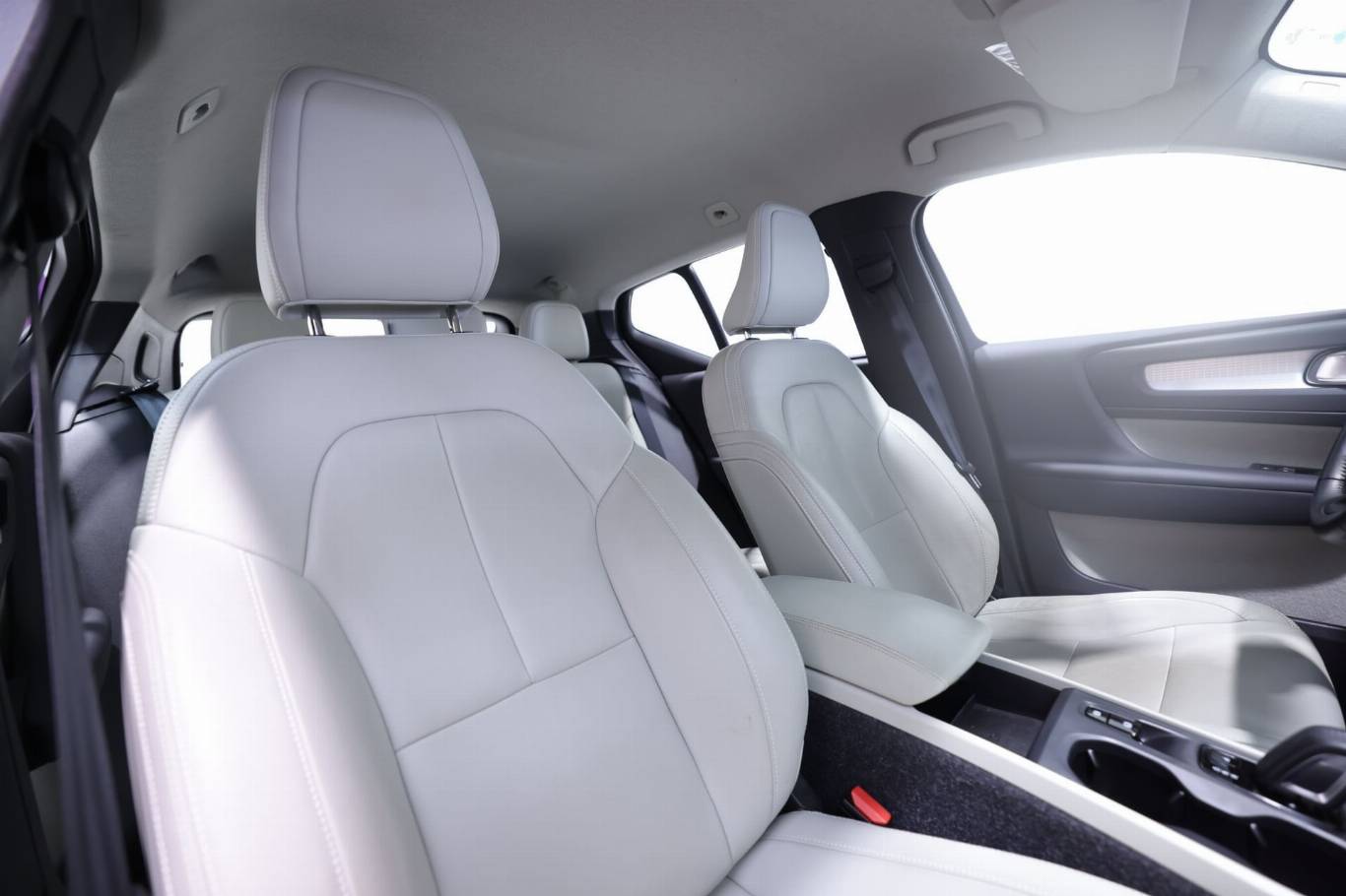 VOLVO XC40 45