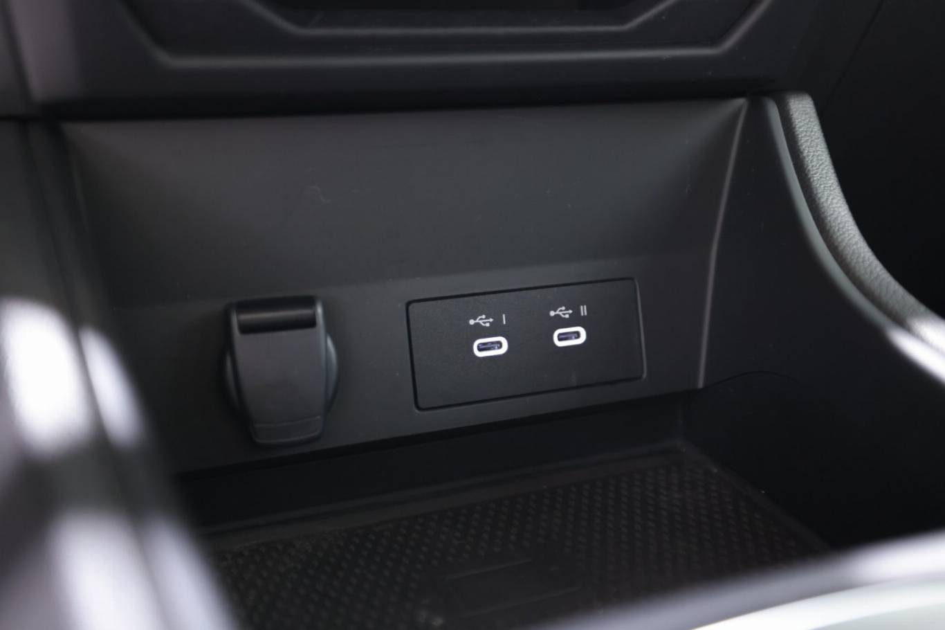 RENAULT Captur 30