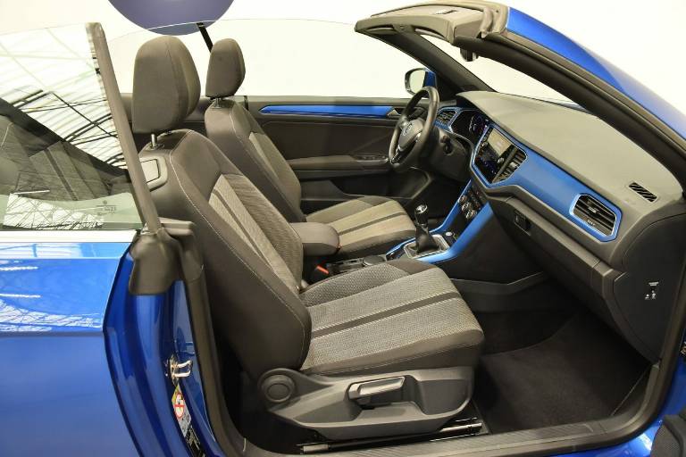 VOLKSWAGEN T-Roc 21