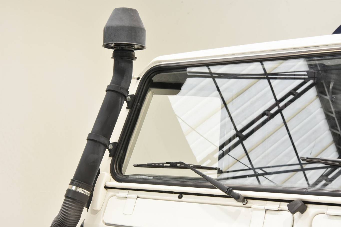 LAND ROVER Defender 59