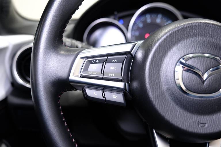 MAZDA MX-5 20