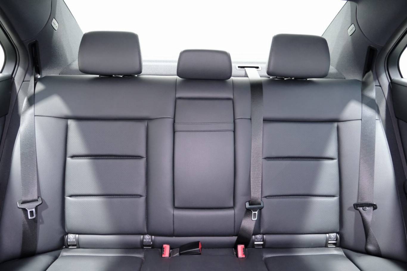 MERCEDES-BENZ E 250 41