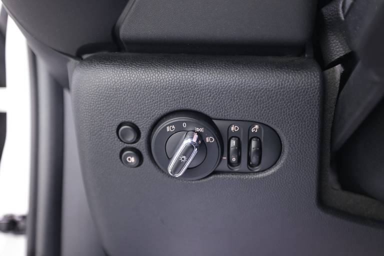 MINI Cooper 24