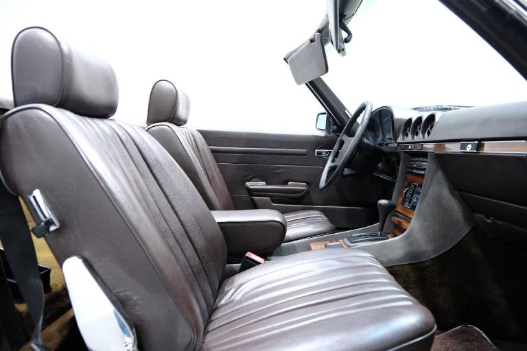 MERCEDES-BENZ SL 380 48