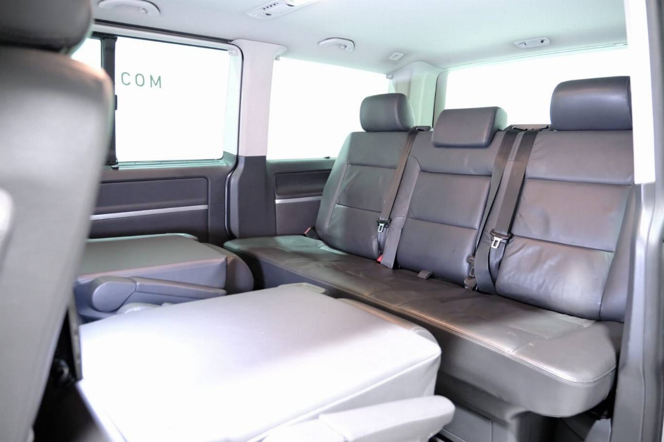 VOLKSWAGEN T5 Multivan 54