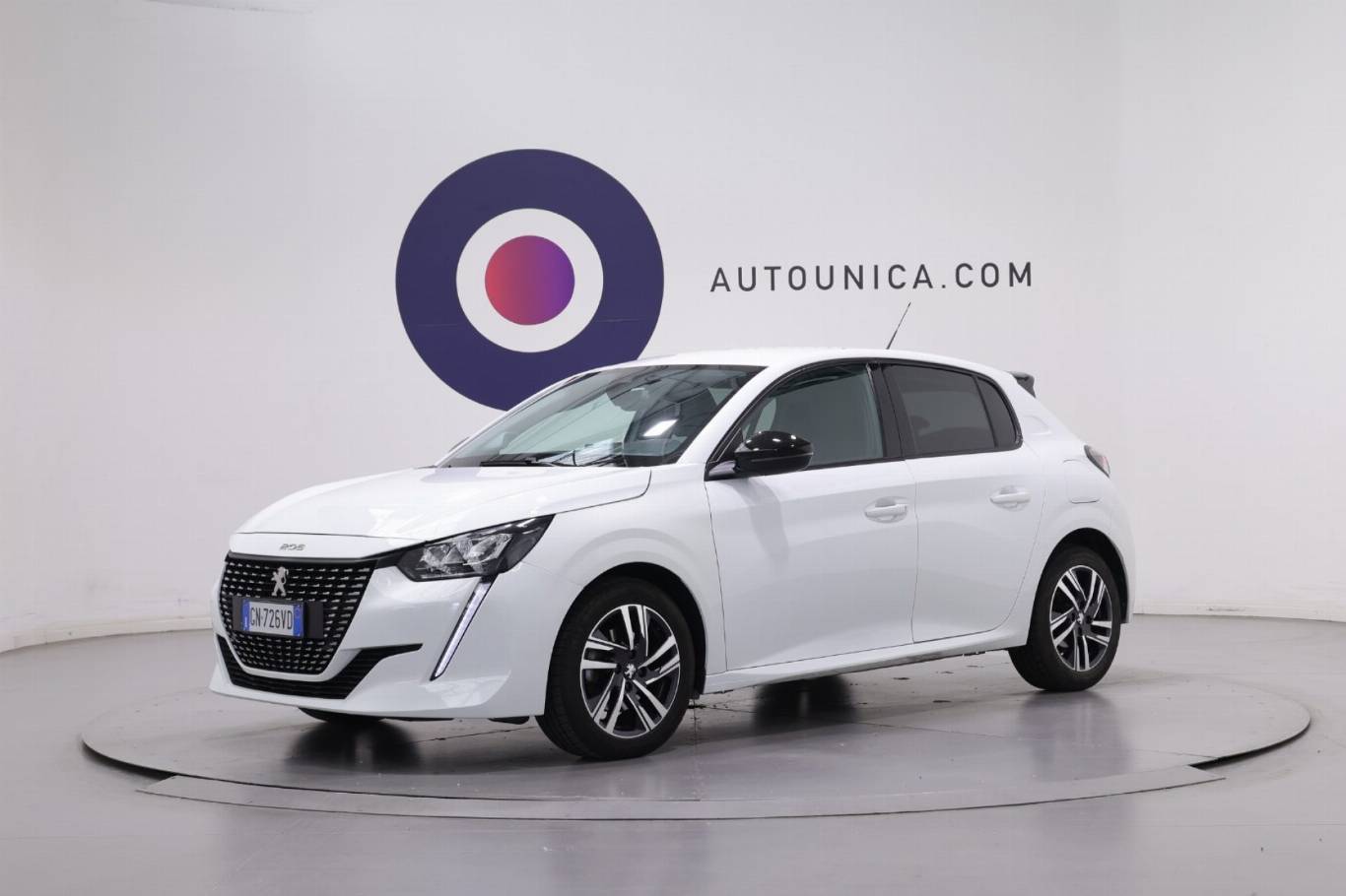 PEUGEOT 208