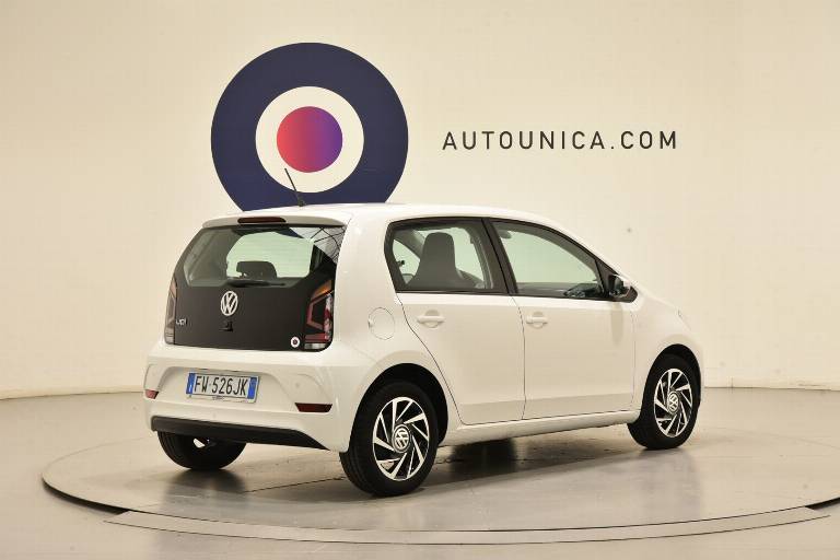VOLKSWAGEN Up! 14