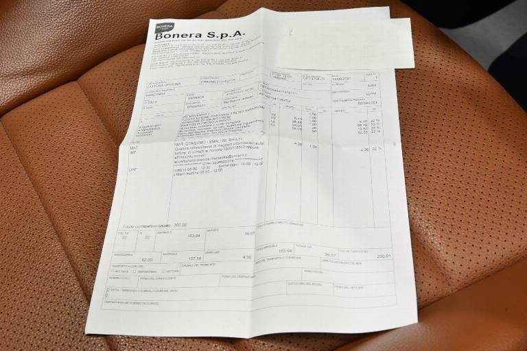 MERCEDES-BENZ C 220 46
