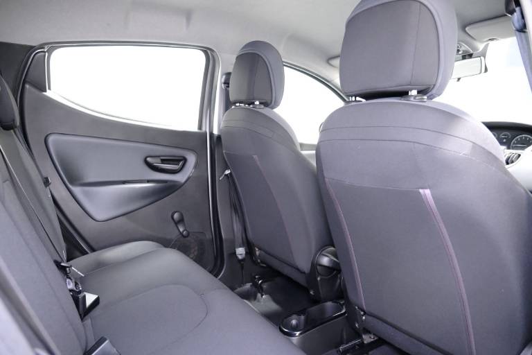 LANCIA Ypsilon 55