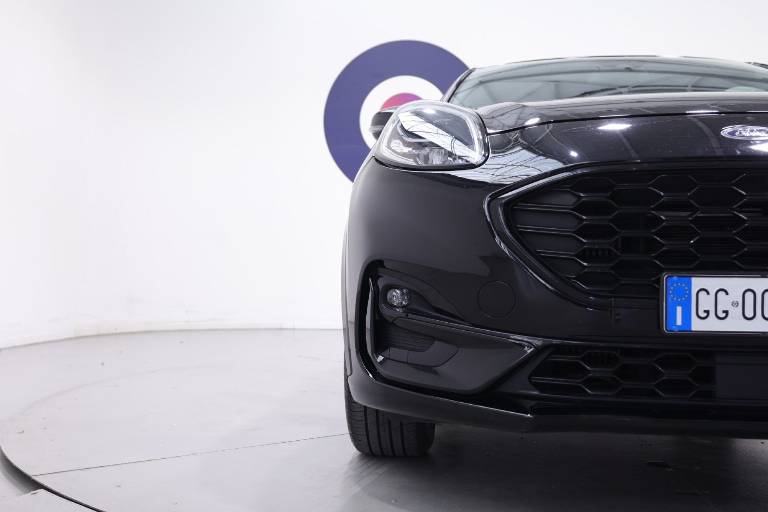 FORD Puma 38
