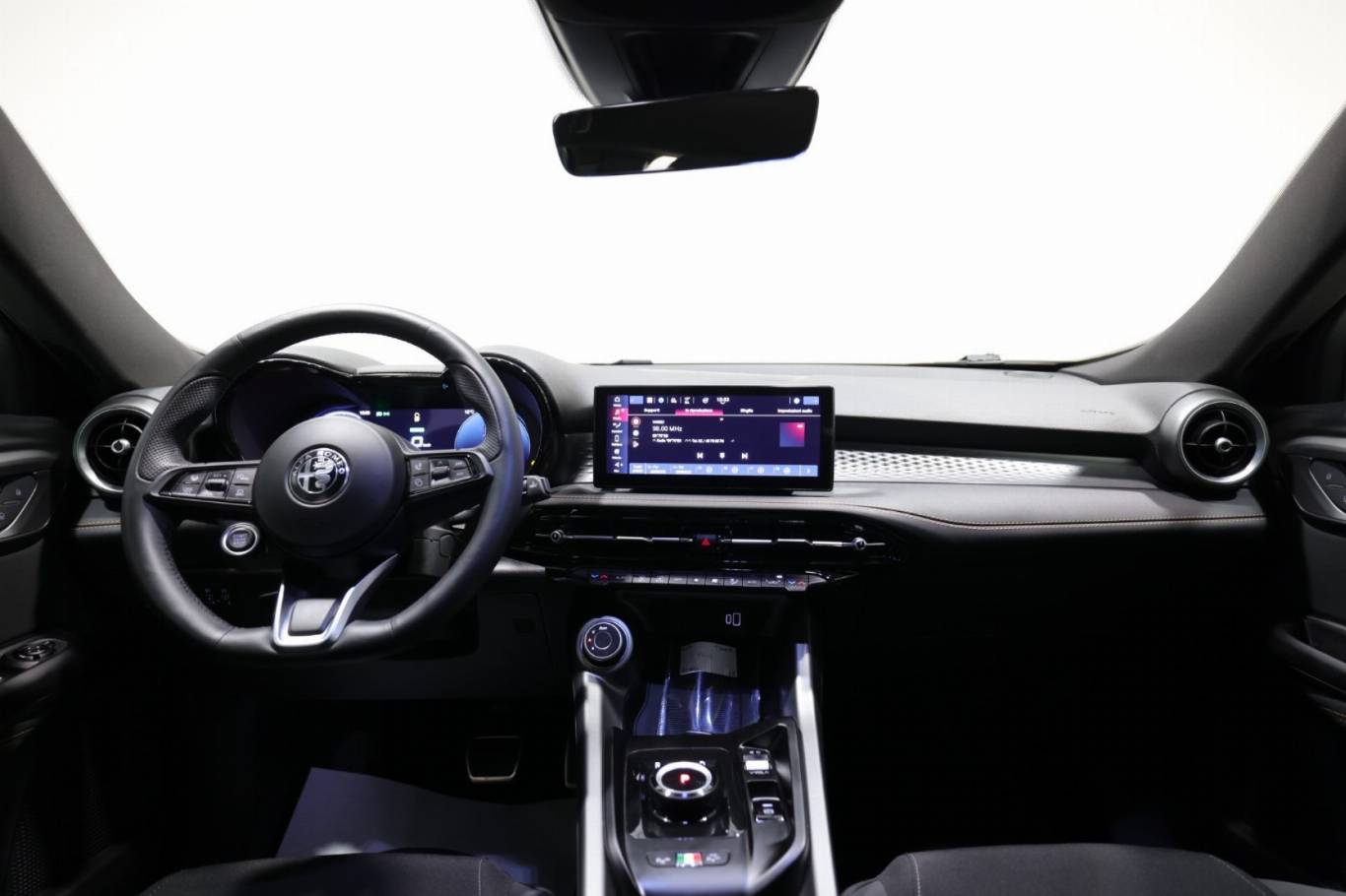 ALFA ROMEO Tonale 10