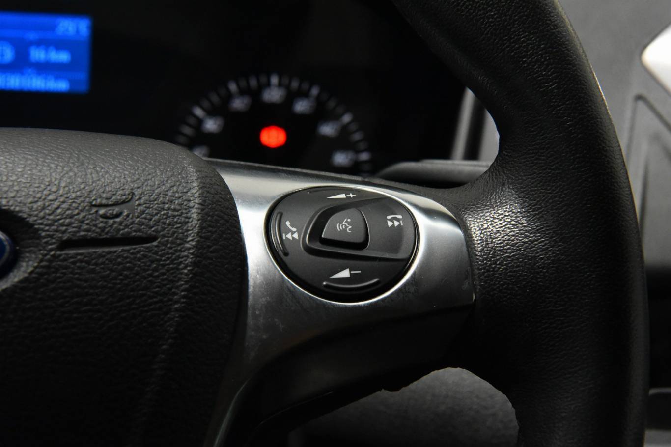 FORD Tourneo Custom 8