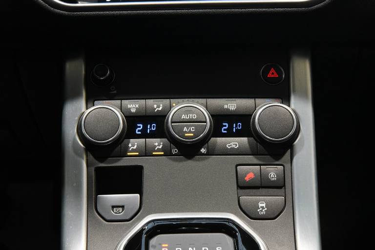 LAND ROVER Range Rover Evoque 11