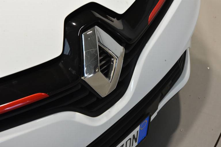 RENAULT Clio 40