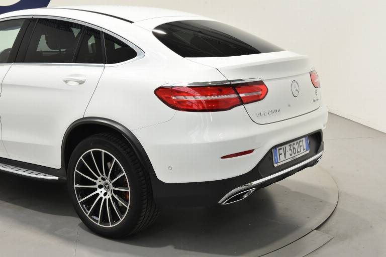 MERCEDES-BENZ GLC 250 35