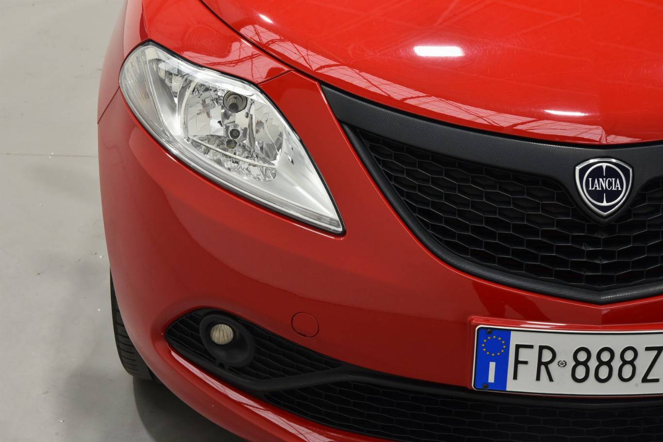 LANCIA Ypsilon 6