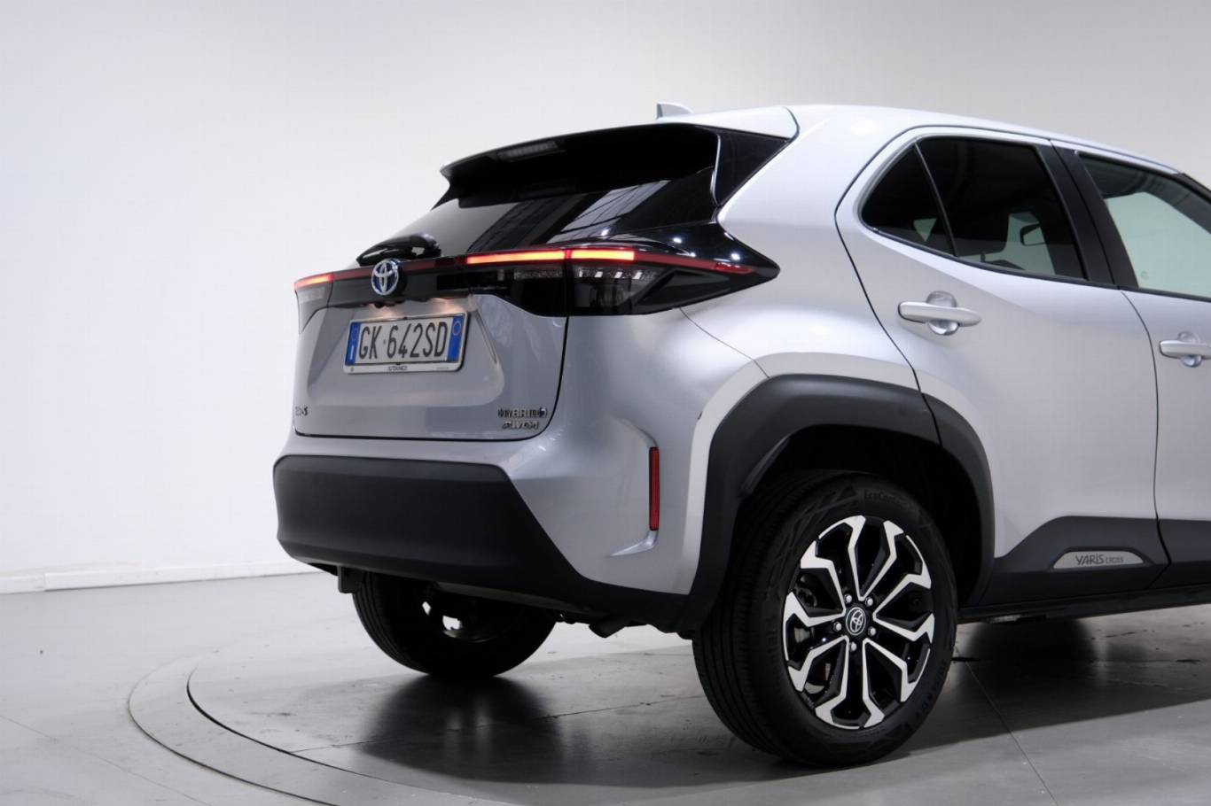 TOYOTA Yaris Cross 52