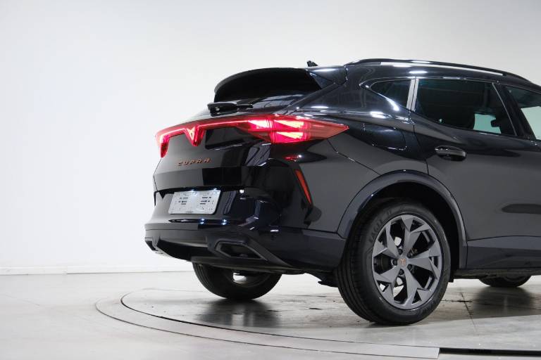 CUPRA Formentor 13