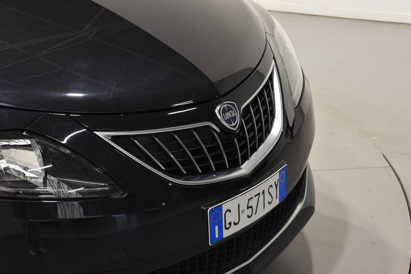 LANCIA Ypsilon 27