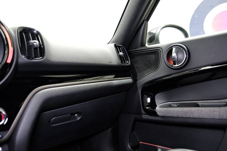 MINI Countryman 36