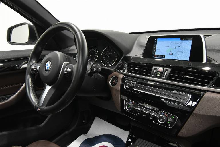 BMW X1 28