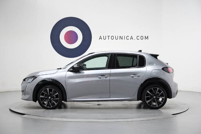 PEUGEOT 208 19