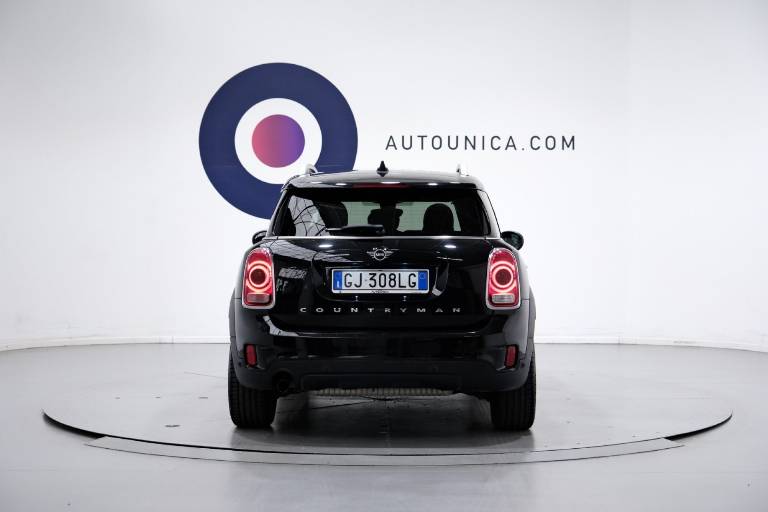 MINI Countryman 16