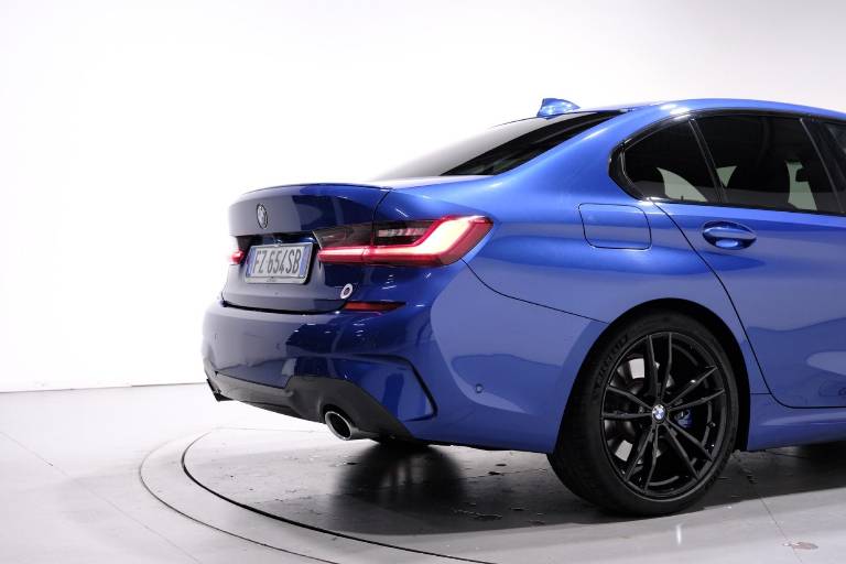 BMW 320 54