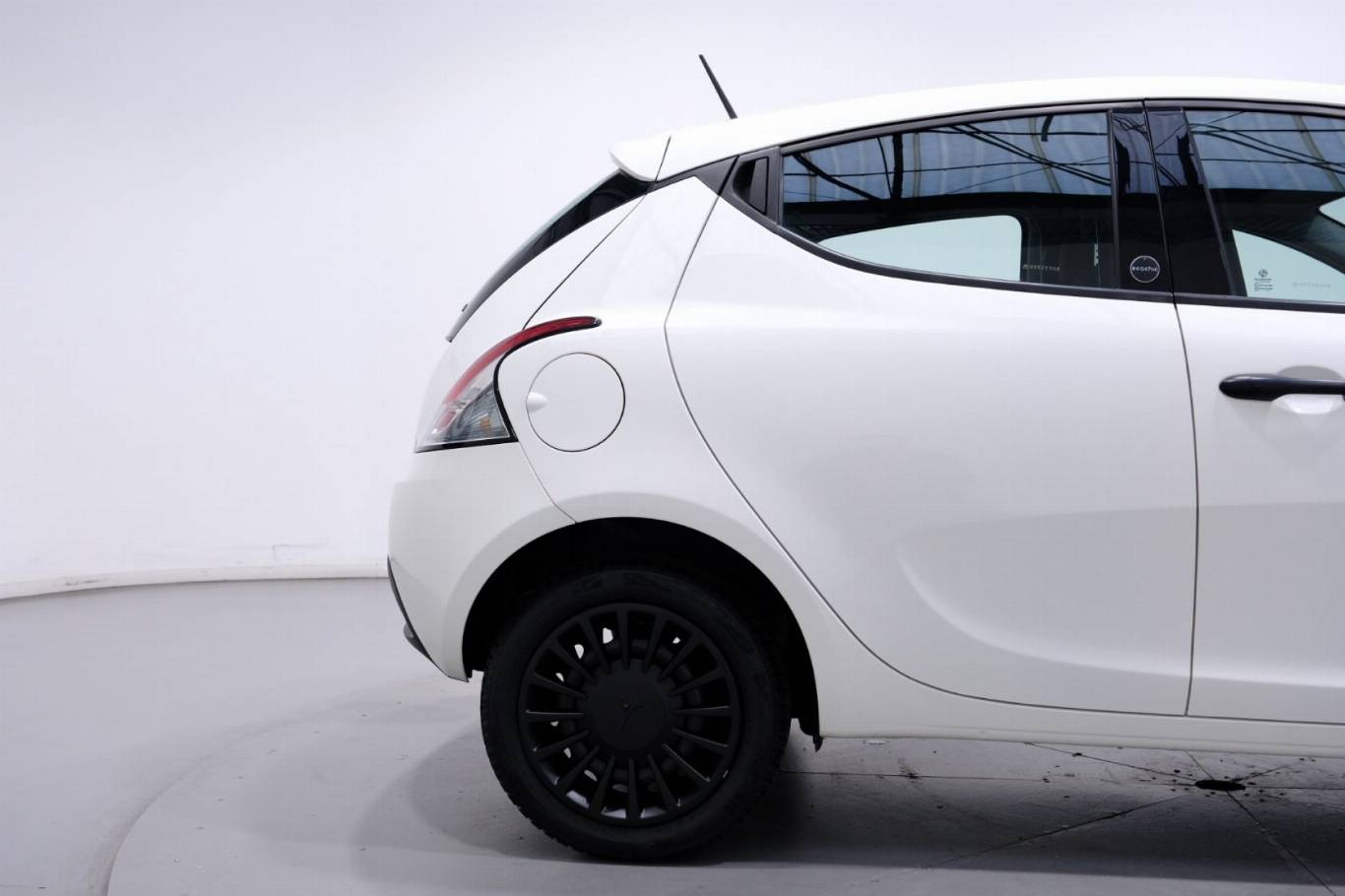 LANCIA Ypsilon 48
