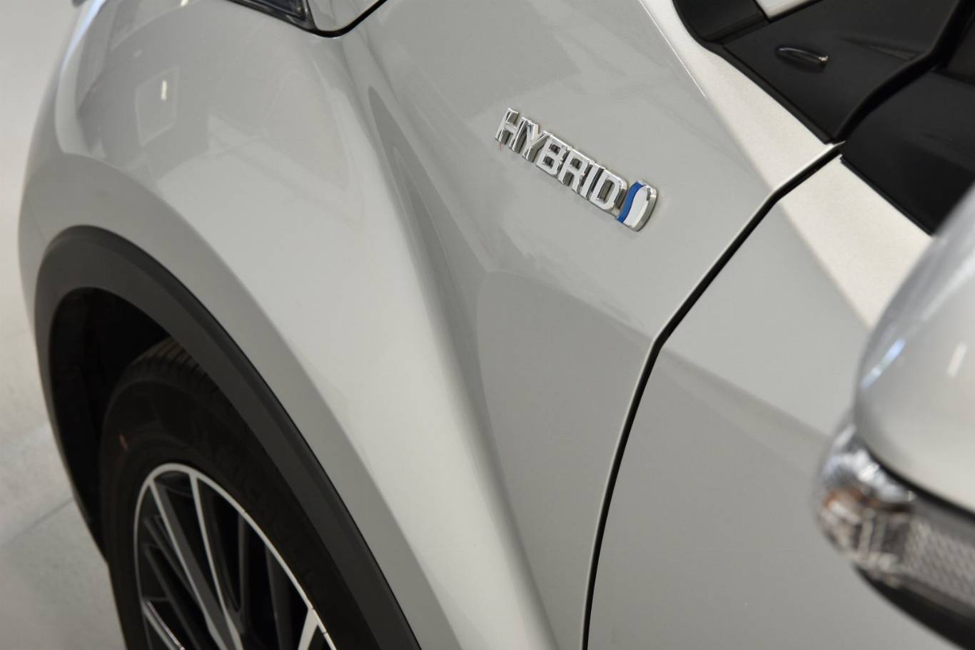 TOYOTA C-HR 58