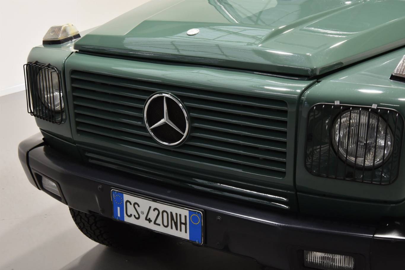 MERCEDES-BENZ G 320 49