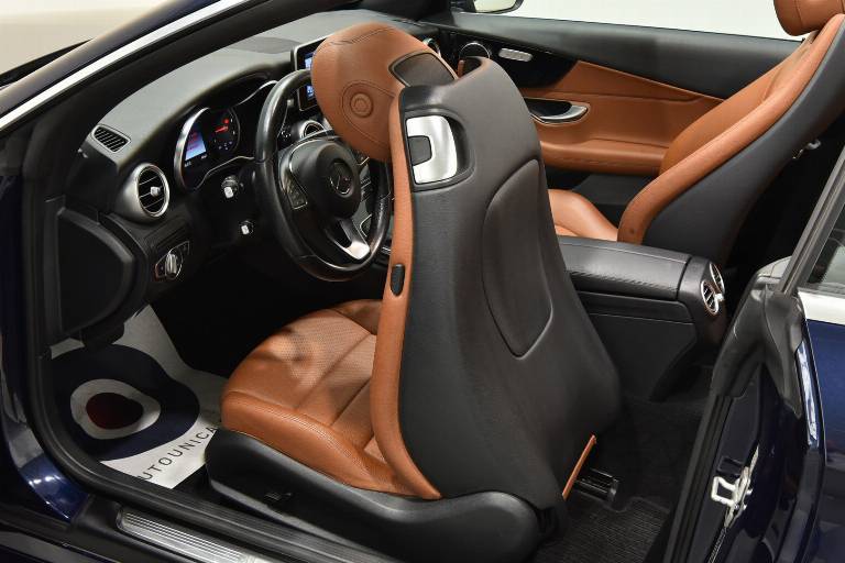 MERCEDES-BENZ C 220 37