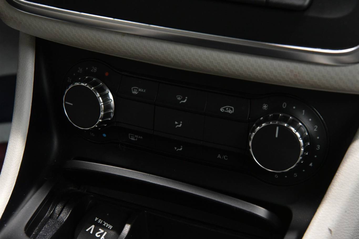 MERCEDES-BENZ A 180 41