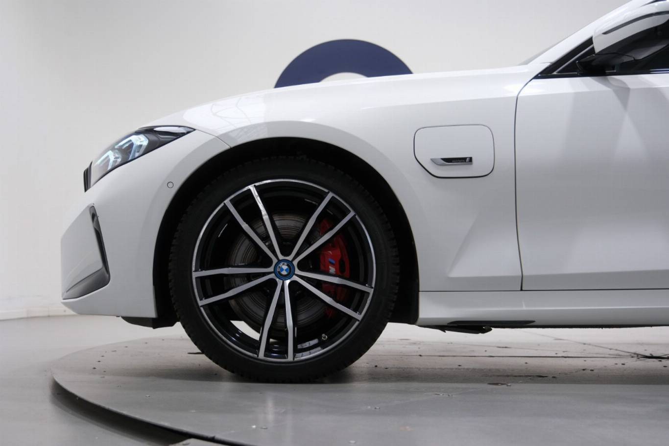 BMW 320 18