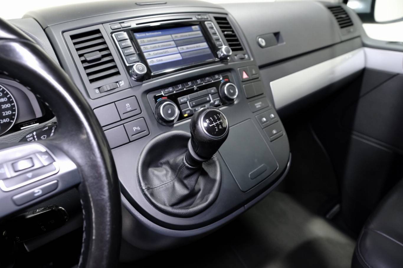 VOLKSWAGEN T5 Multivan 33