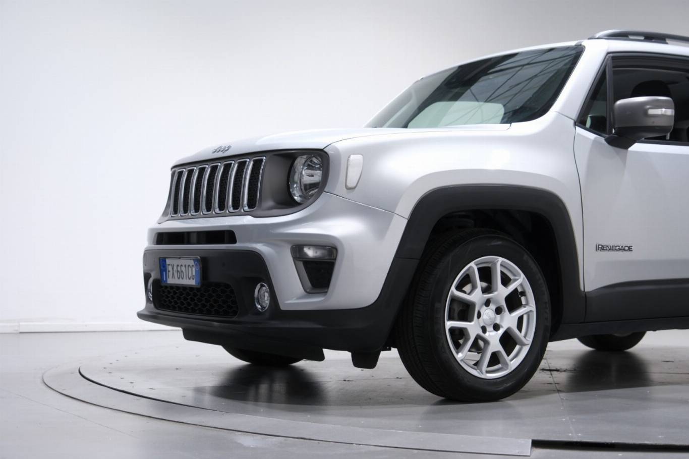 JEEP Renegade 11