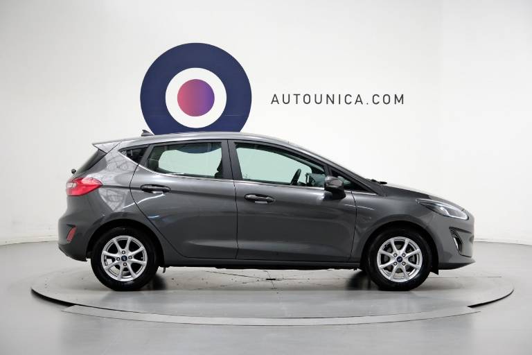 FORD Fiesta 4