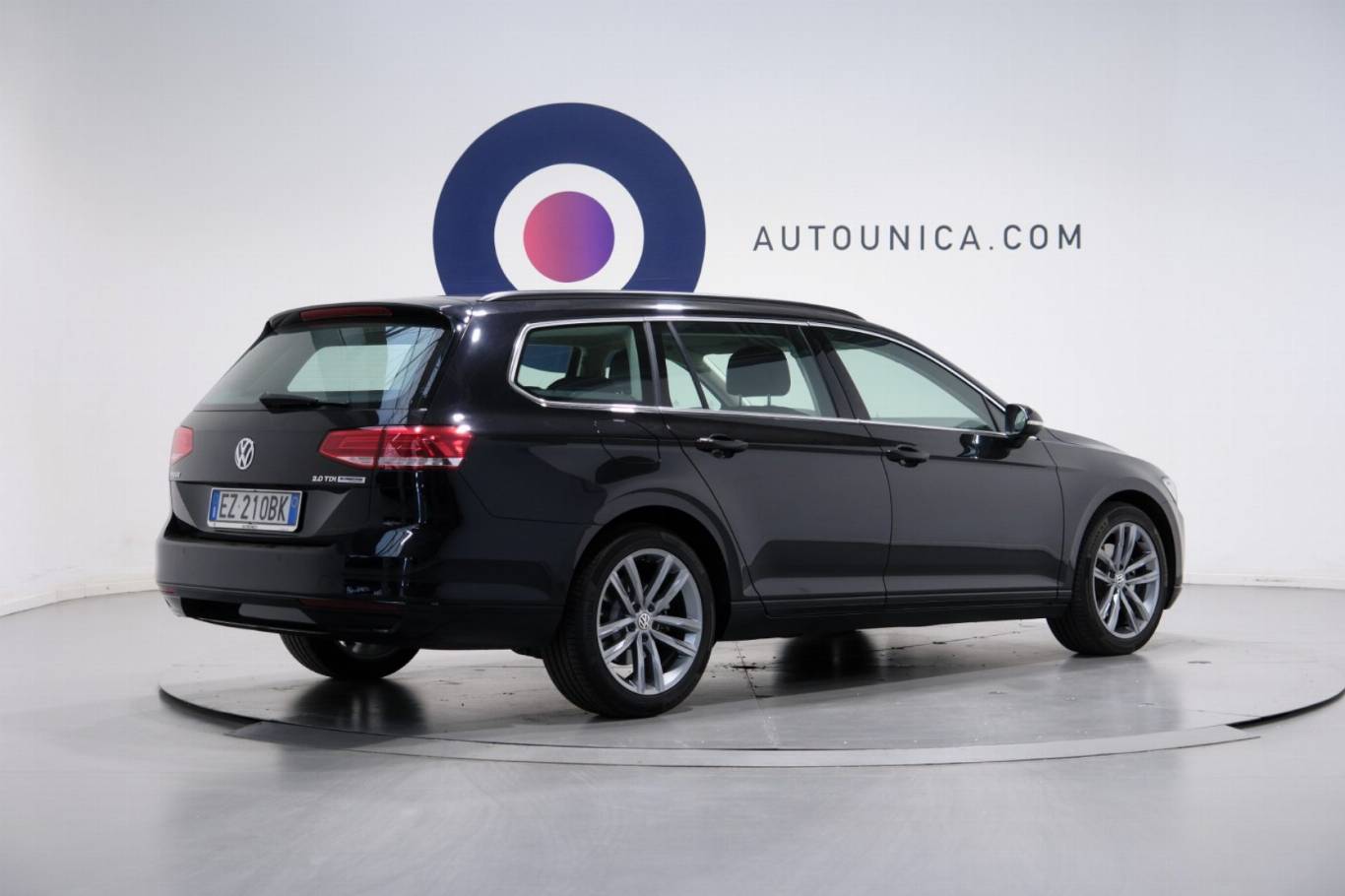 VOLKSWAGEN Passat Variant 15