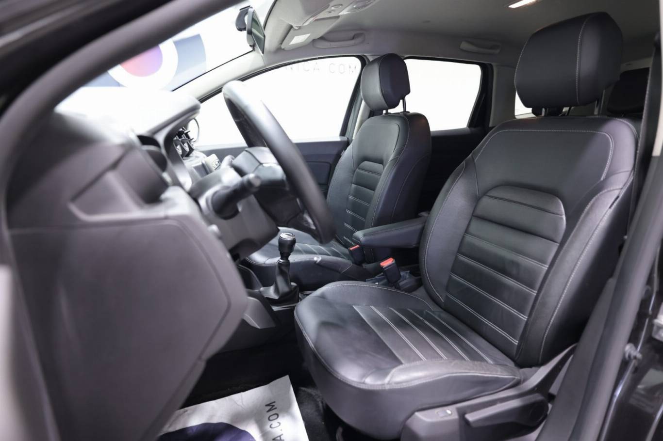 DACIA Duster 6
