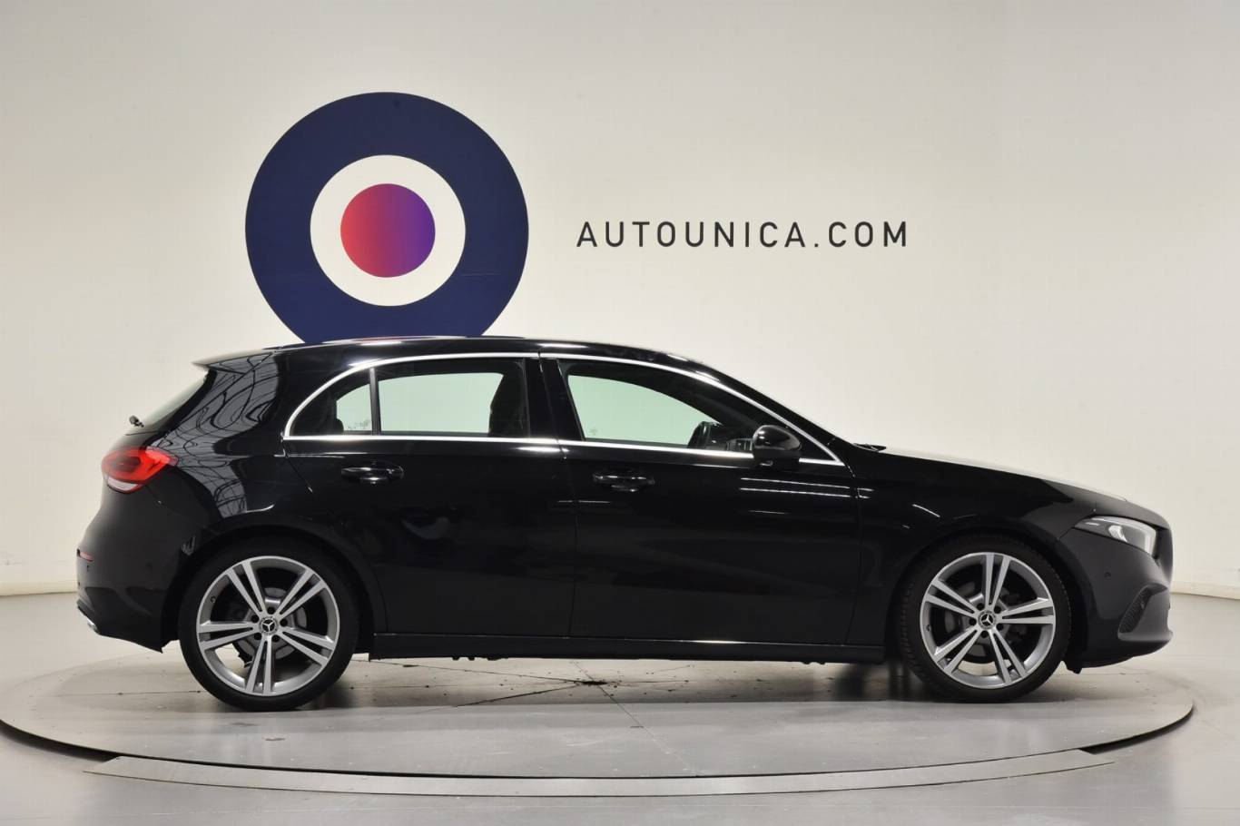 MERCEDES-BENZ A 180 11